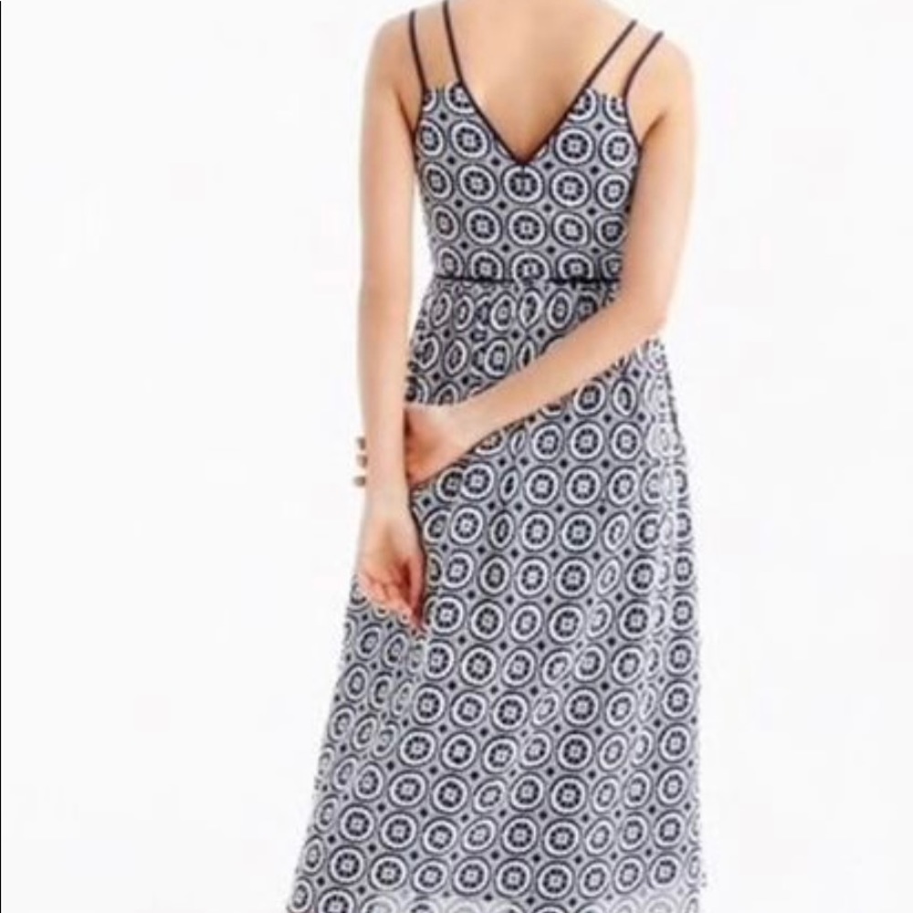Dress - Picture 3 of 5